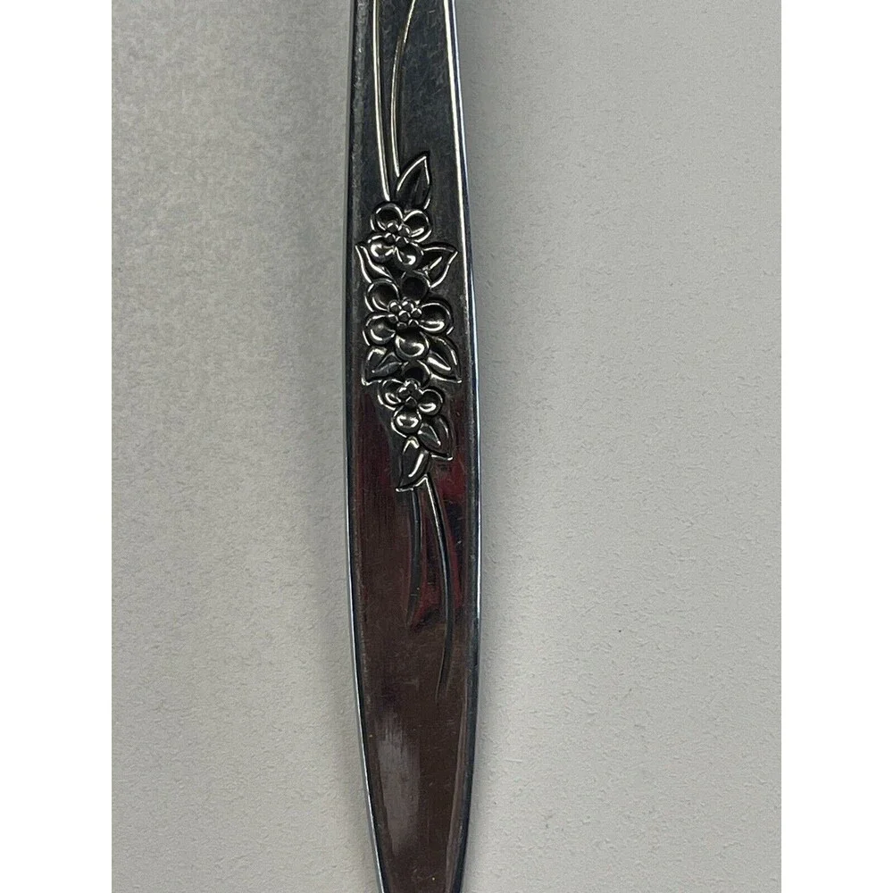 1847 Rogers Brothers stainless flower pansy serving slotted spoon 8.5